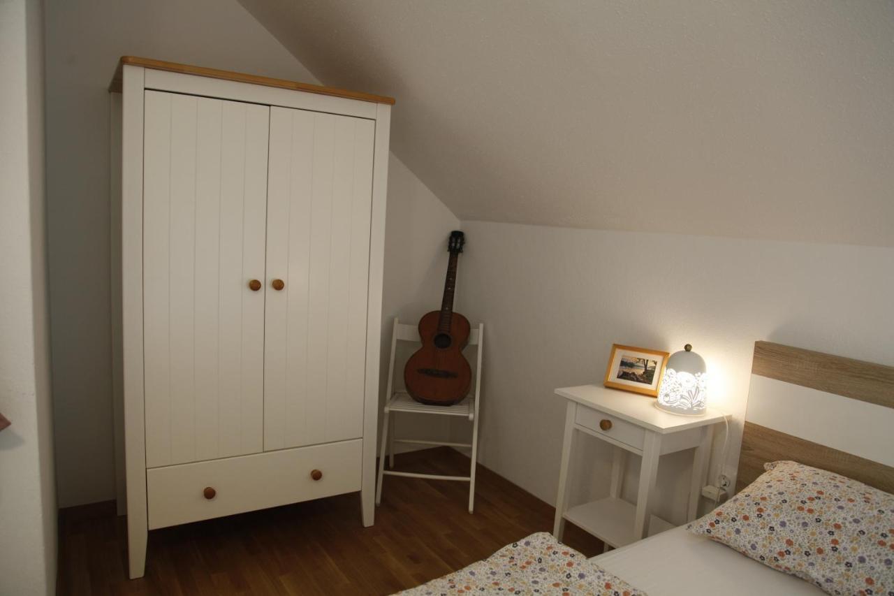Family Apartment On Repecnik Farm In Gorje, Bled Згорнє Горє Екстер'єр фото