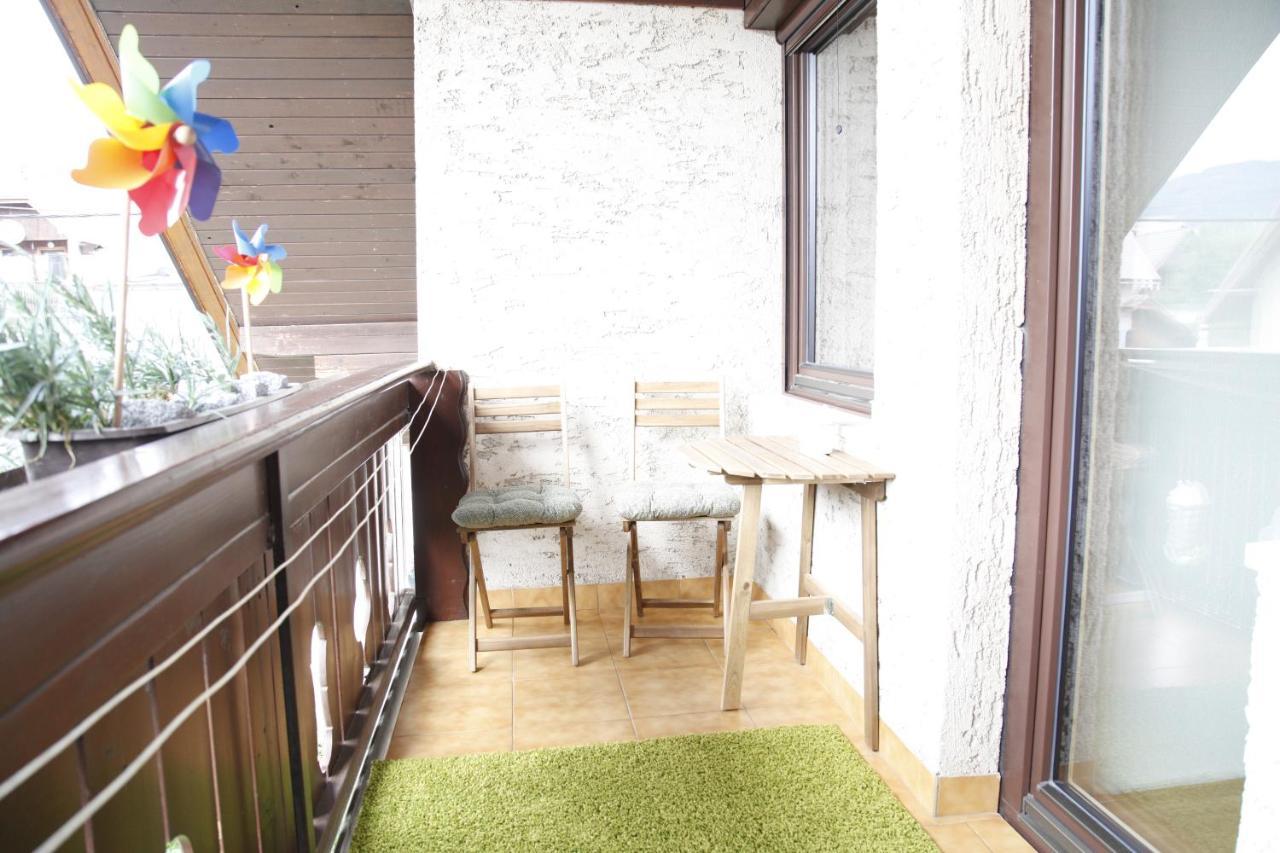 Family Apartment On Repecnik Farm In Gorje, Bled Згорнє Горє Екстер'єр фото